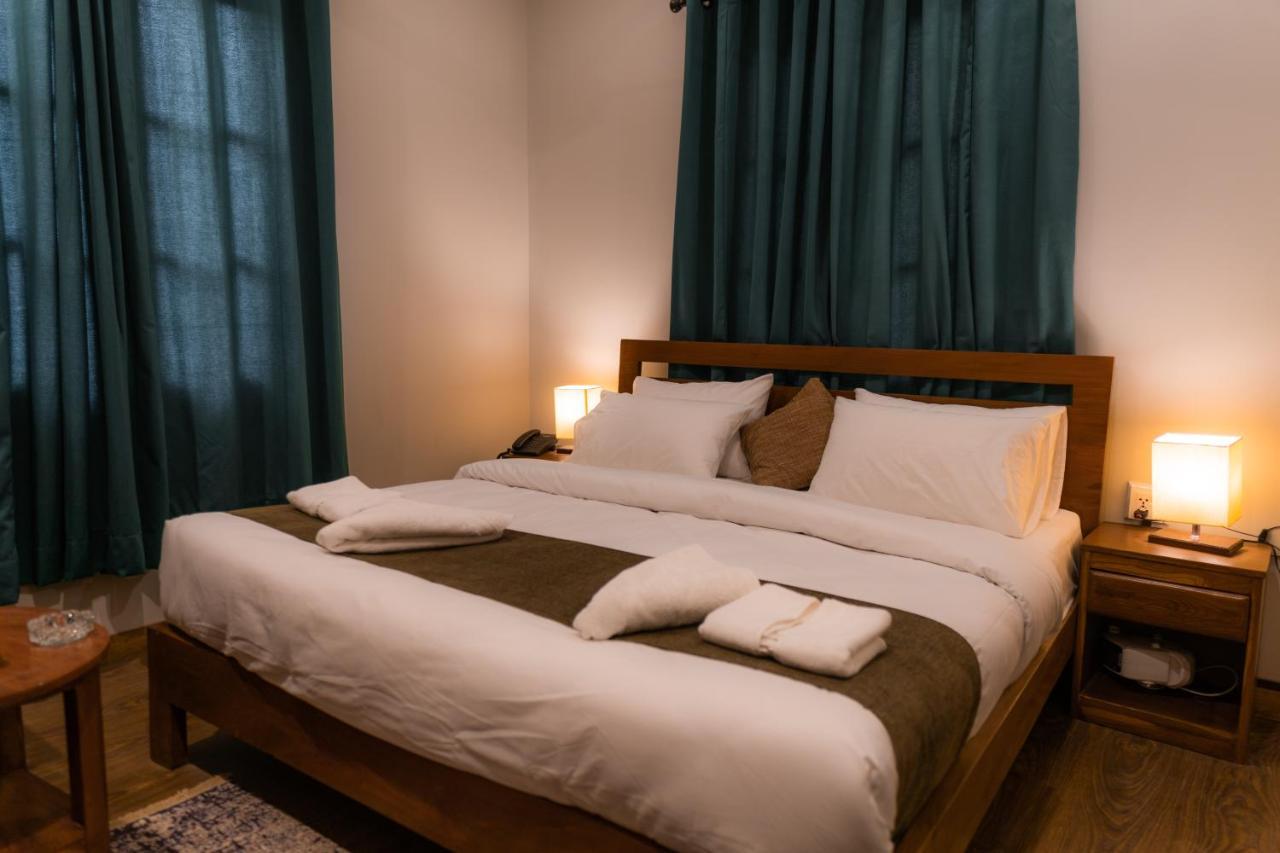 Dynasty Hotel Skardu Exterior photo